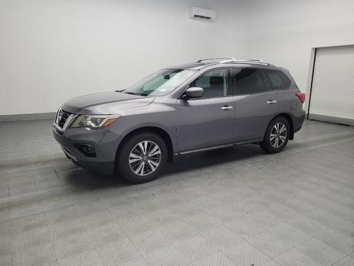 2017 Nissan Pathfinder SL