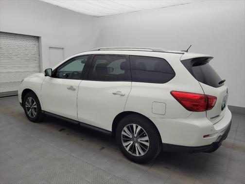 2017 Nissan Pathfinder SL