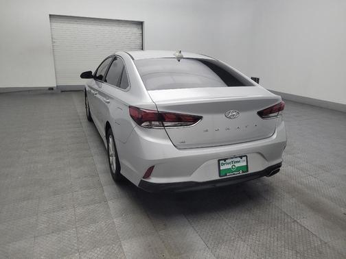 Silver 2018 Hyundai SONATA SE