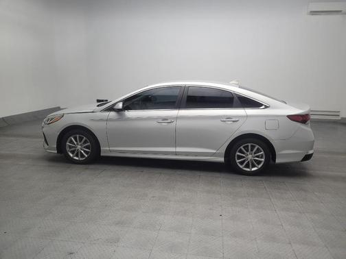 Silver 2018 Hyundai SONATA SE