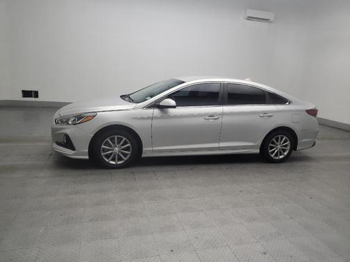 Silver 2018 Hyundai SONATA SE