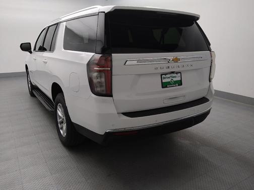 Summit White 2021 Chevrolet Suburban LT
