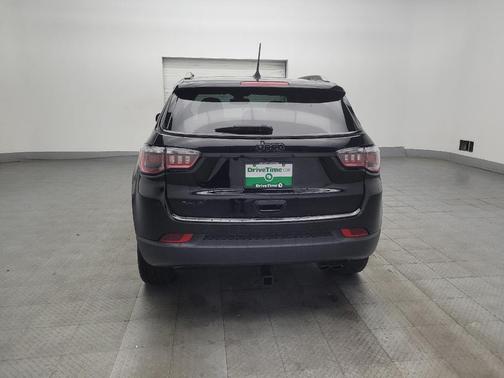 Diamond Black Crystal Pearlcoat 2019 Jeep Compass Latitude