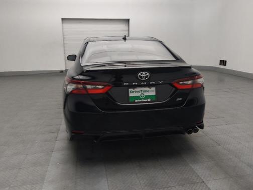 Midnight Black Metallic 2021 Toyota Camry SE