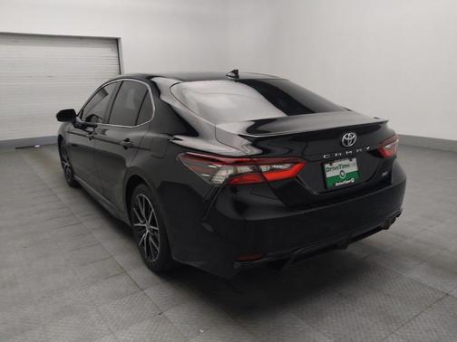 Midnight Black Metallic 2021 Toyota Camry SE