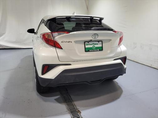 2020 Toyota C-HR LE