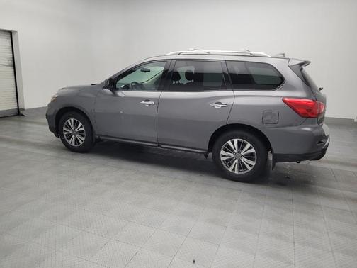 2019 Nissan Pathfinder S