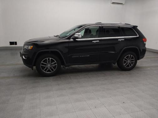 Diamond Black Crystal Pearlcoat 2017 Jeep Grand Cherokee Limited