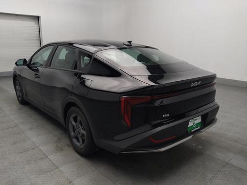 Aurora Black Pearl 2025 Kia K4 LXS