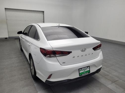 2018 Hyundai SONATA SE