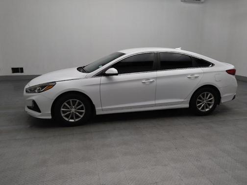 2019 Hyundai SONATA SE