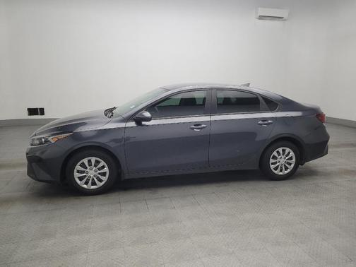 Gravity Gray 2024 Kia Forte LX