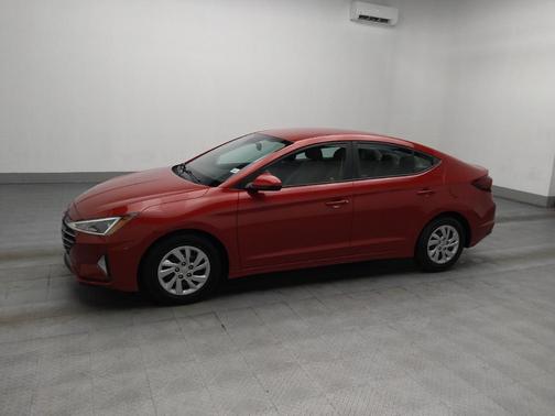 2020 Hyundai ELANTRA SE