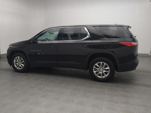 Mosaic Black Metallic 2020 Chevrolet Traverse LS