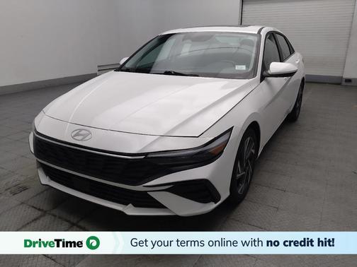 Serenity White 2025 Hyundai ELANTRA SEL