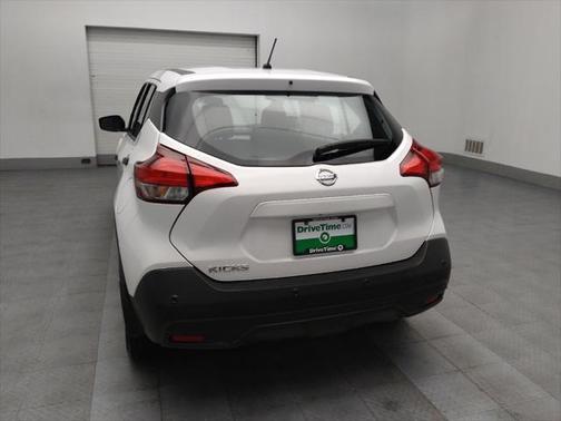 2020 Nissan Kicks S