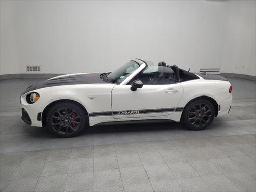 2018 FIAT 124 Spider Base