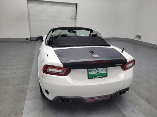 2018 FIAT 124 Spider Base