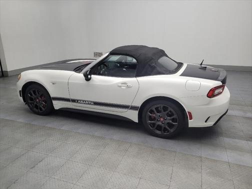 2018 FIAT 124 Spider Base
