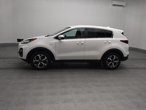 Clear White 2020 Kia Sportage LX