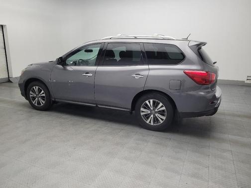 2017 Nissan Pathfinder SL