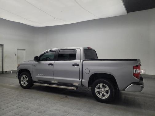 2018 Toyota Tundra SR5