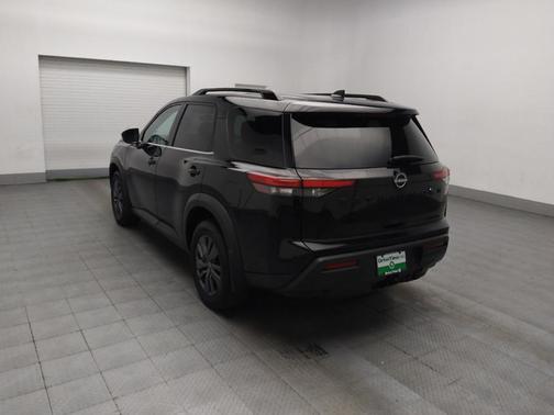 2022 Nissan Pathfinder SV 4WD