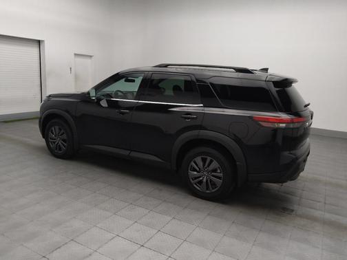 2022 Nissan Pathfinder SV 4WD