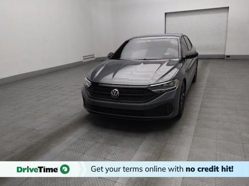 Platinum Gray Metallic 2024 Volkswagen Jetta 1.5T Sport