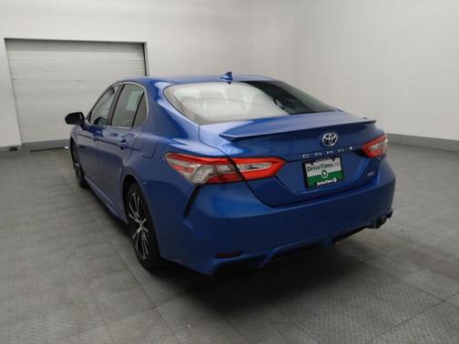 Blue 2019 Toyota Camry SE
