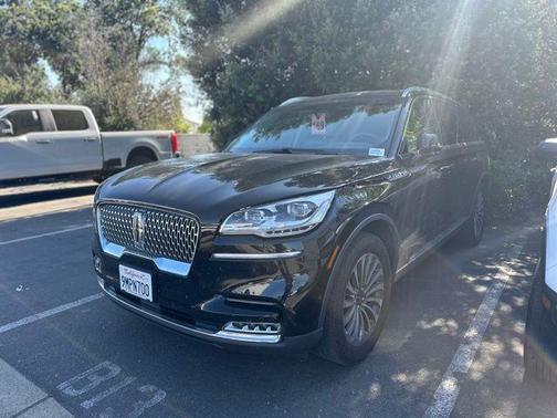 Black Metallic 2020 Lincoln Aviator Reserve AWD