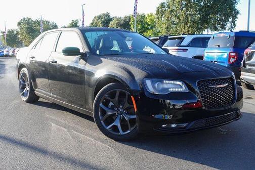 2022 Chrysler 300 S
