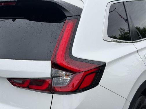 Platinum White Pearl 2025 Honda CR-V Hybrid Sport
