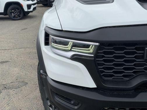 Bright White Clearcoat 2026 RAM 1500 RHO