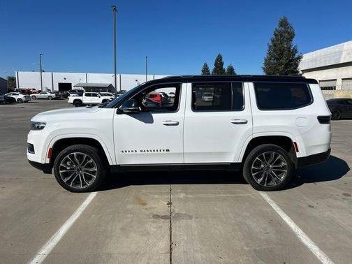2023 Jeep Grand Wagoneer Series III