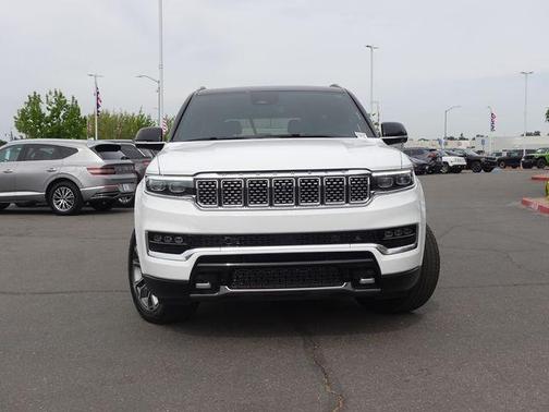 2023 Jeep Grand Wagoneer Series III