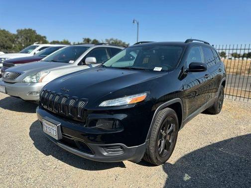2017 Jeep Cherokee Altitude