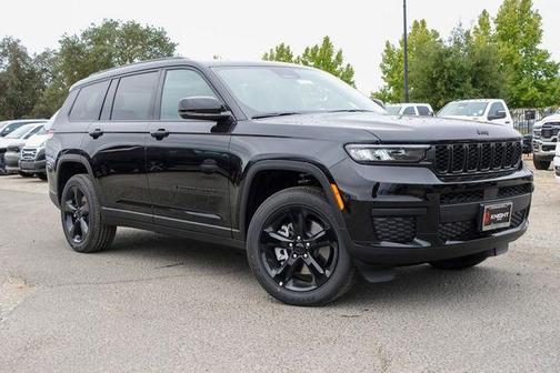 2025 Jeep Grand Cherokee L Laredo