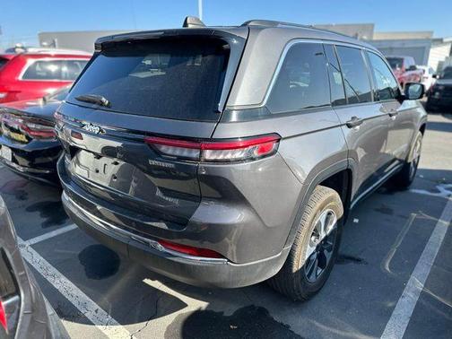 2022 Jeep Grand Cherokee 4xe Base