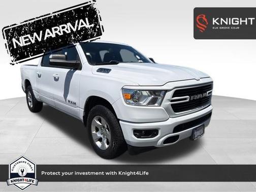 Bright White Clearcoat 2019 RAM 1500 Big Horn