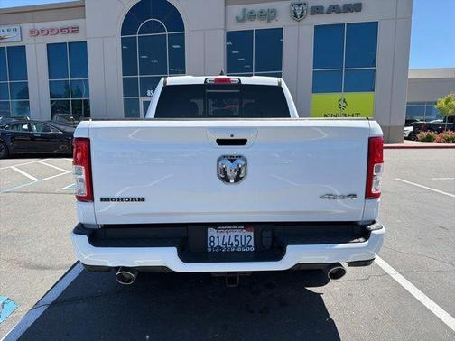 Bright White Clearcoat 2019 RAM 1500 Big Horn