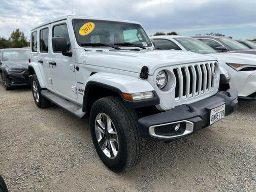 2019 Jeep Wrangler Unlimited Sahara