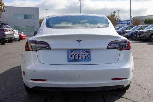 2022 Tesla Model 3 Base