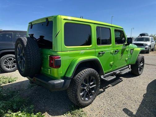 Mojito! Clearcoat 2025 Jeep Wrangler 4xe Sahara