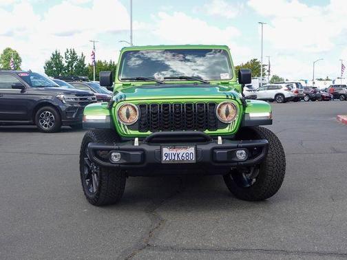 Mojito! Clearcoat 2025 Jeep Wrangler 4xe Sahara