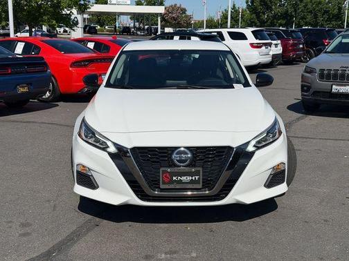 Glacier White 2021 Nissan Altima 2.5 SR