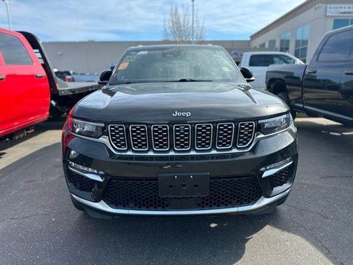 2024 Jeep Grand Cherokee Summit