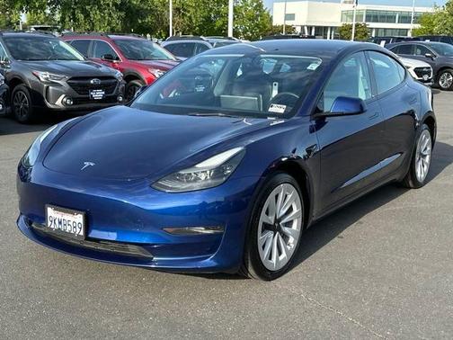 2023 Tesla Model 3 Base