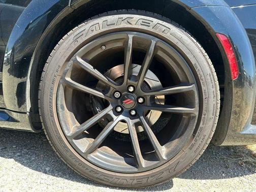 Pitch Black Clearcoat 2023 Dodge Charger Scat Pack