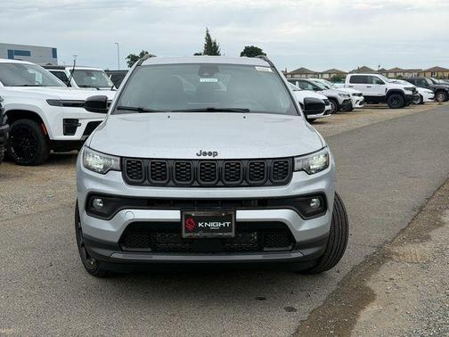 Silver Zynith 2026 Jeep Compass Latitude